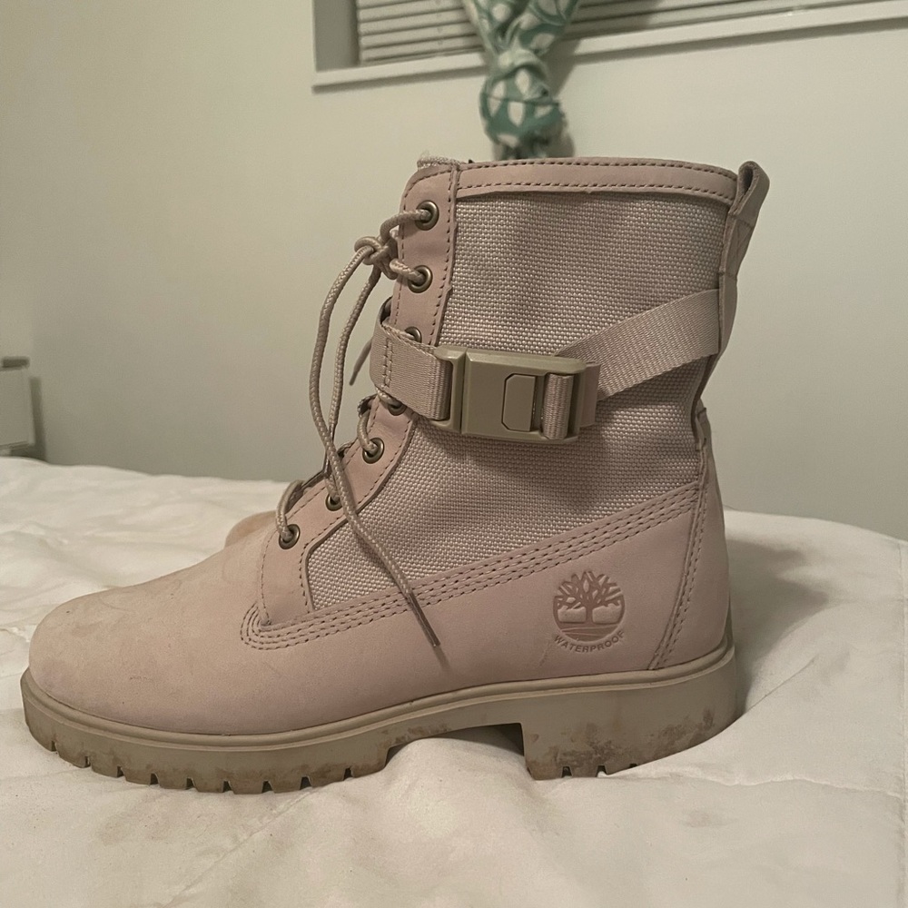 Timberlands - Picture 3 of 7